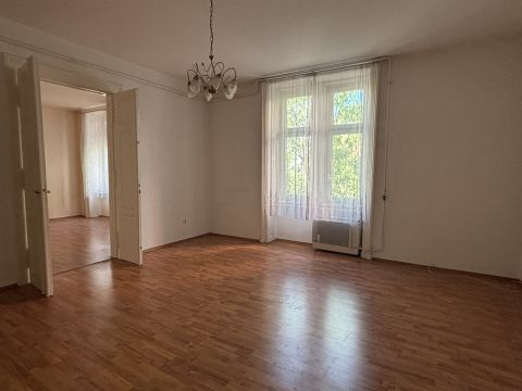 Eladó Lakás 1064 Budapest 6. kerület 