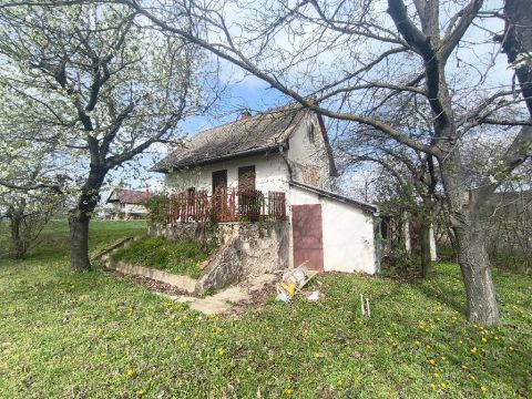 Eladó Ház 8096 Sukoró , 8096 Sukoró, zártkert