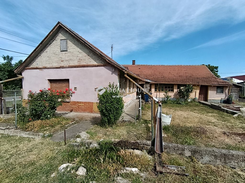 6090 Kunszentmiklós , Kunszentmiklósi ház — 1/9
