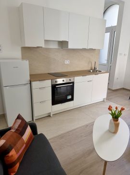 Eladó Lakás 1067 Budapest 6. kerület 