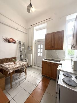 Kiadó Lakás 1076 Budapest 7. kerület Garay utcában- kiadó garzon