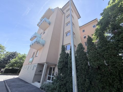 Eladó Lakás 1105 Budapest 10. kerület , Csősztorony közelében