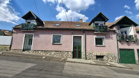 Eladó Lakás 7627 Pécs 