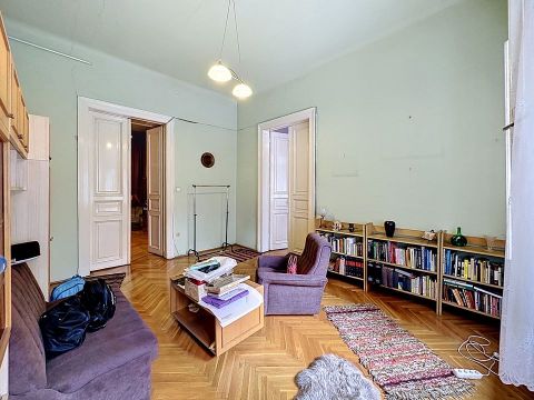 Eladó Lakás 1027 Budapest 2. kerület 