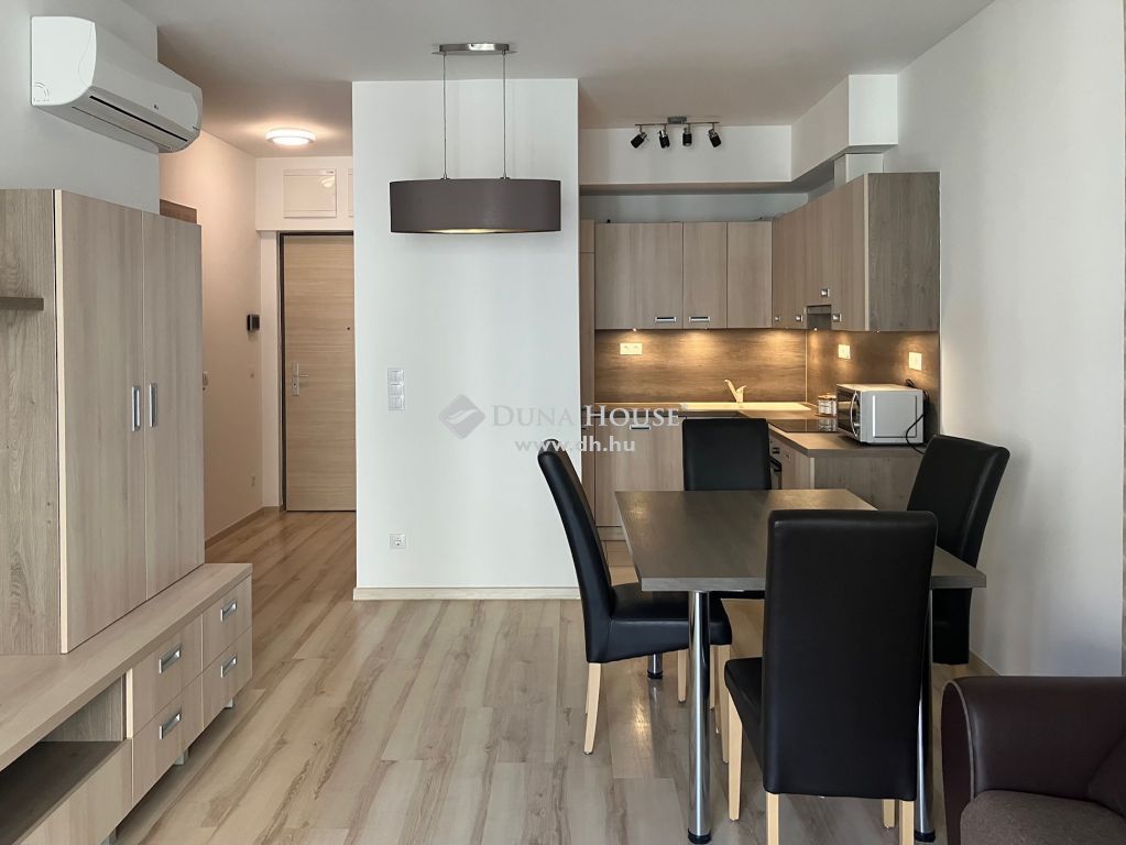 For sale Flat Budapest VIII. kerület, 