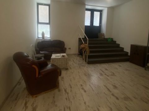 Eladó Üzlethelyiség 1097 Budapest 9. kerület , Vaskapu utca