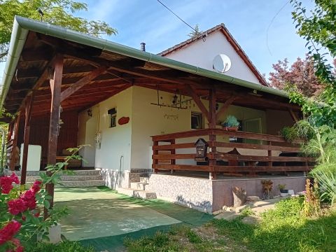 Eladó Ház 8887 Bázakerettye Bázakerettye zöldövezeti részében lévő családi ház eladó