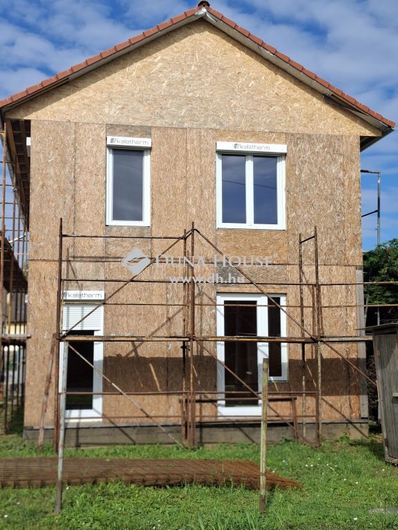 7630 Pécs , Pécsett - Prémium Lakások! — 1/8