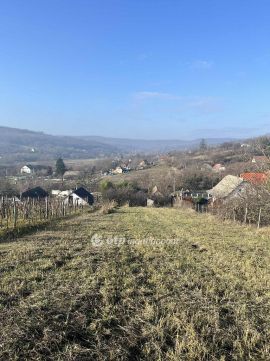 Eladó Telek 7100 Szekszárd , 7100 Szekszárd, Sárköz u.