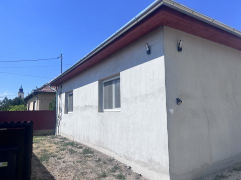 Eladó Ház 2134 Sződ 