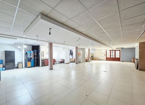 Kiadó Üzlethelyiség 2132 Göd , Felsőgöd