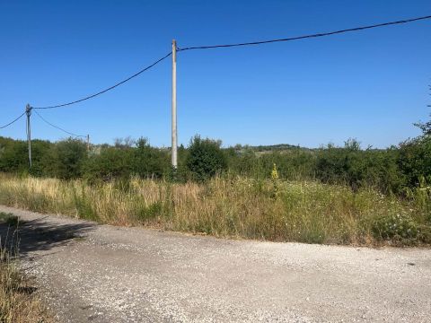 Eladó Telek 2086 Tinnye Királyvölgyben, panorámás kilátással