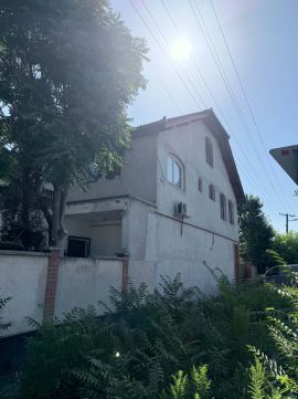 Eladó Ház 2200 Monor , Befektetésre is alkalmas