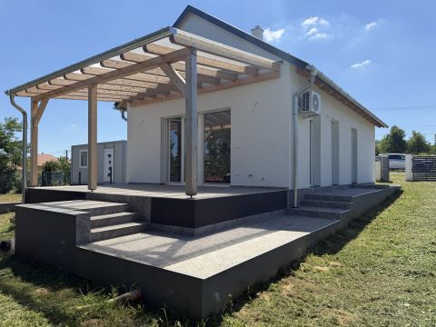 Eladó Ház 9554 Borgáta , Borgáta, csendes zsákutca