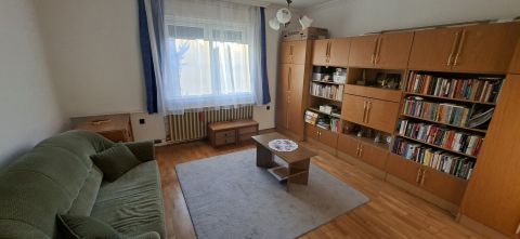 Eladó Ház 6000 Kecskemét Katonatelep nappali + 4 szobás kertesház 