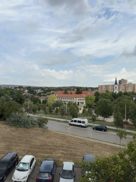 Eladó Lakás 8100 Várpalota a Vár közelében