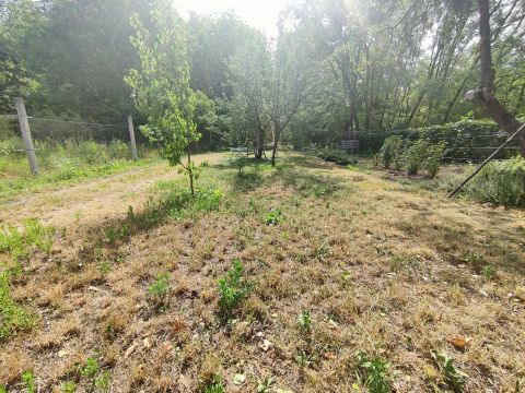 Eladó Telek 2200 Monor , Monor Forrásszőlő