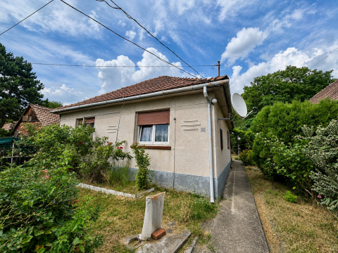Eladó Ház 2523 Sárisáp 