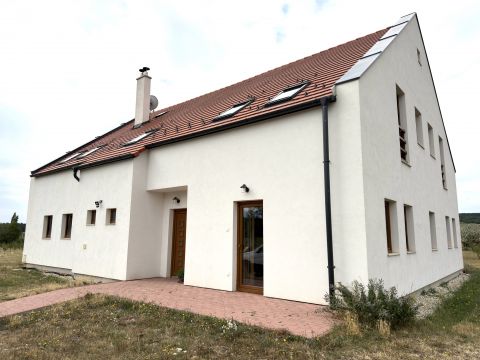 Eladó Ház 8245 Pécsely Tájpanorámás Birtok