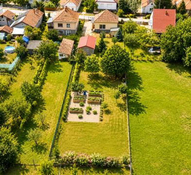 Eladó Ház 8196 Litér Álmos utca közelében 
