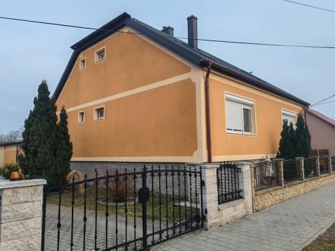 Eladó Ház 9323 Jobaháza , Kossuth Lajos utca környéke