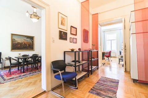 Eladó Lakás 1064 Budapest 6. kerület 