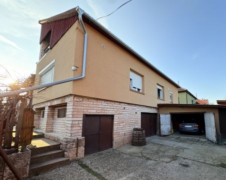 Eladó Ház 2517 Kesztölc 