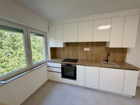 Eladó Lakás 7623 Pécs 