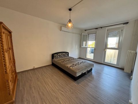 Eladó Lakás 7624 Pécs 