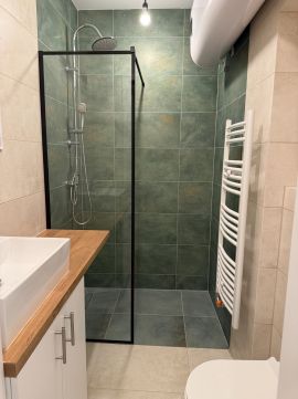 Eladó Lakás 1146 Budapest 14. kerület , Belső udvarra néző 3 szobás lakás
