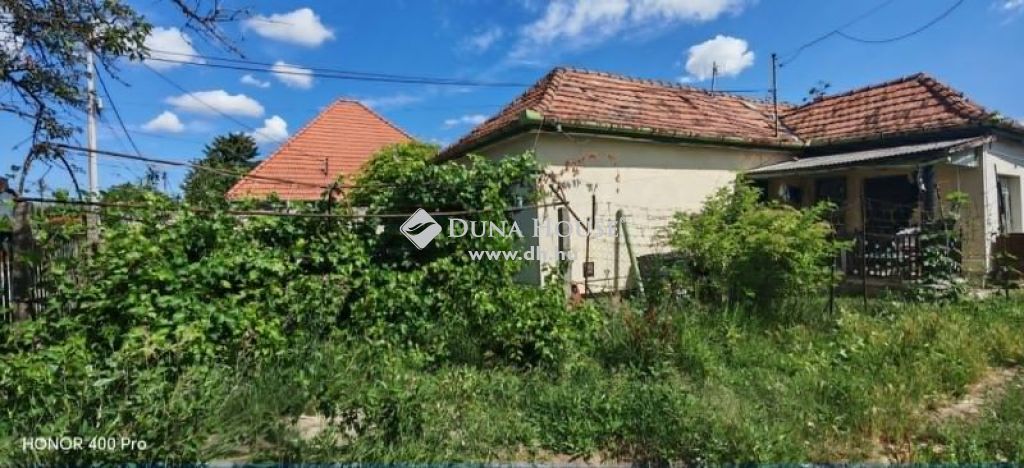 For sale House 2030 Érd, 