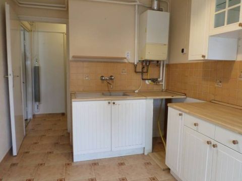 Kiadó Lakás 6000 Kecskemét BELVÁROSI 2 SZOBÁS LAKÁS GARÁZZSAL KIADÓ