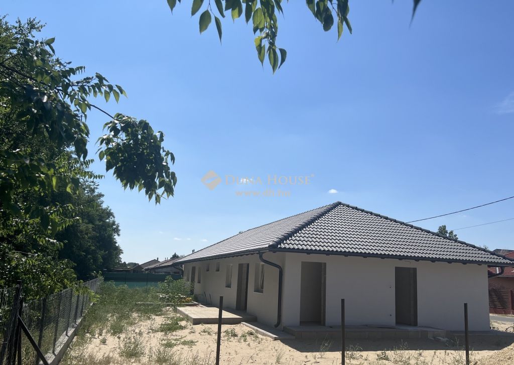 Eladó Ház 2315 Szigethalom, 