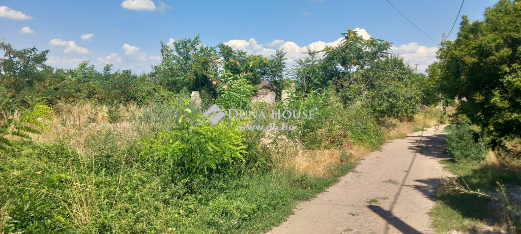 3388 Poroszló — 1/4