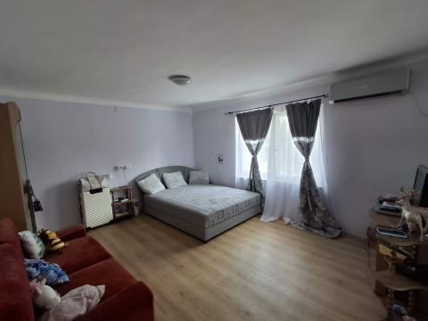 Eladó Ház 7675 Bakonya 