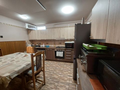 Eladó Ház 6500 Baja Istvánmegye
