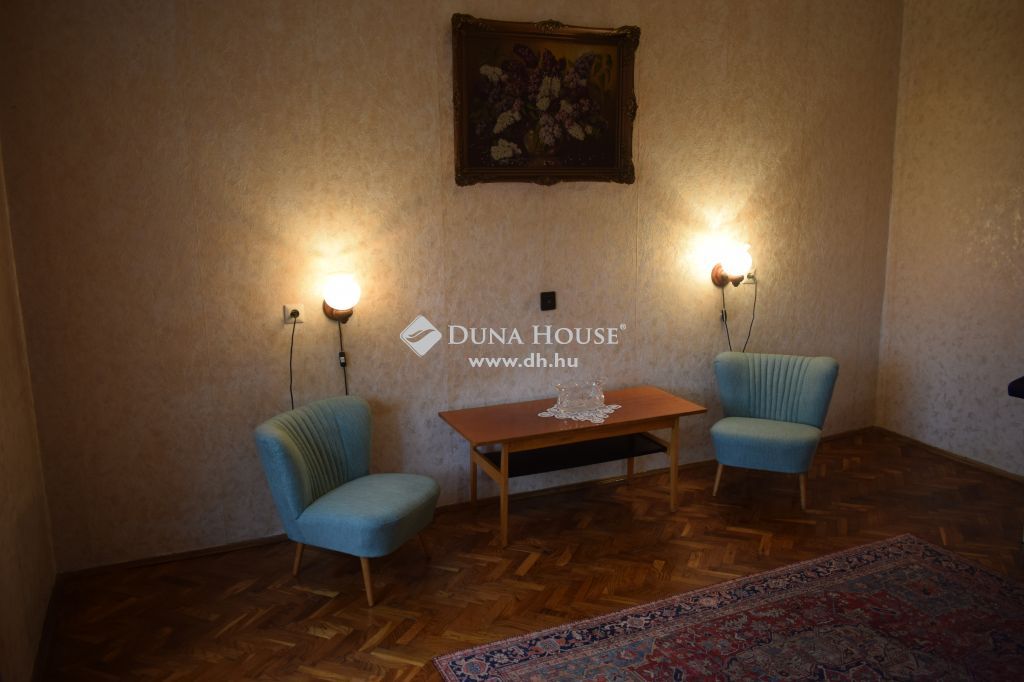 7621 Pécs , Belvárosi első emeleti tágas lakás-Lyceum! — 1/16