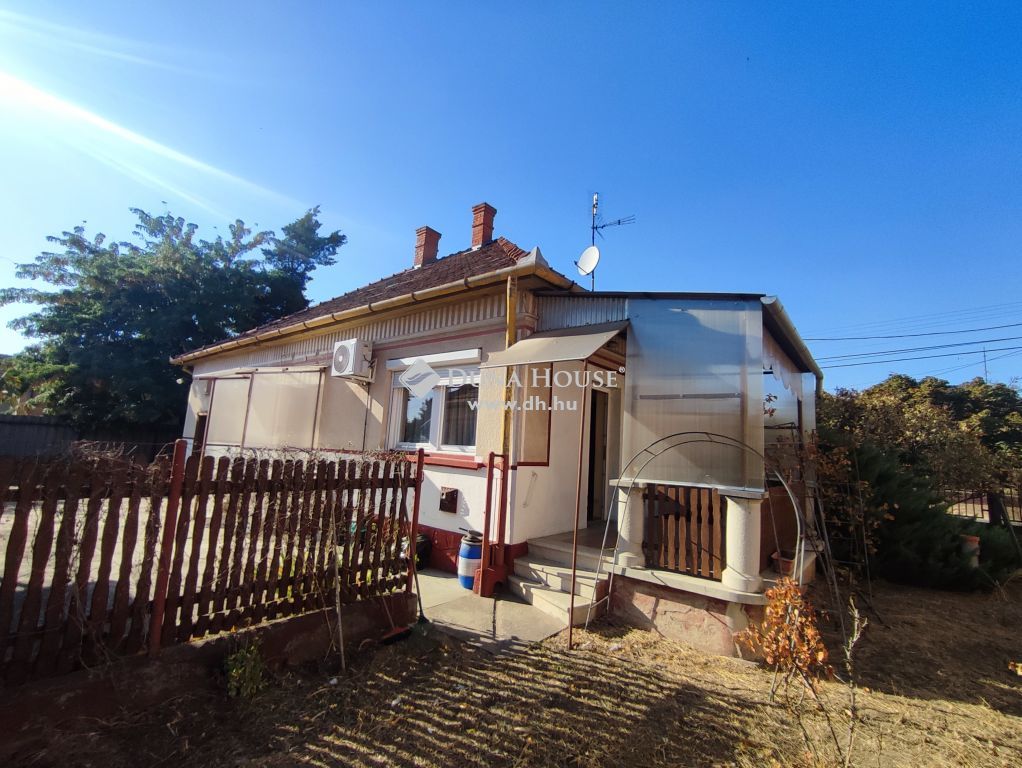 6044 Kecskemét , Hetény Központhoz közel — 1/27