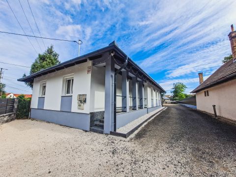 Eladó Ház 2230 Gyömrő , Tőzeges- tó közelében
