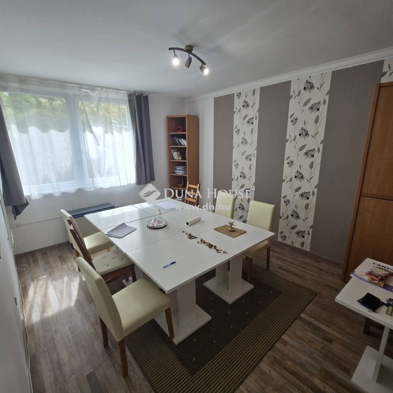 6000 Kecskemét , KIADÓ 2 SZOBÁS LAKÁS! — 1/5