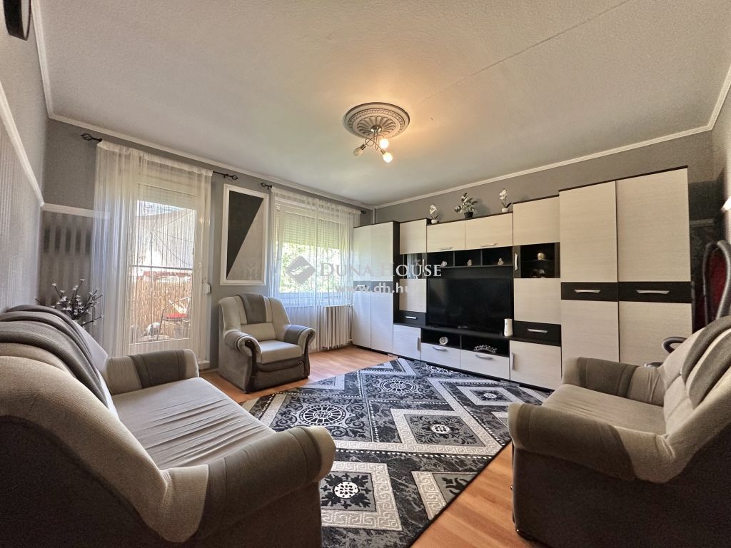 1048 Budapest 4. kerület , Káposztásmegyer — 1/14