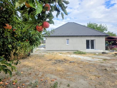 Eladó Ház 2315 Szigethalom 