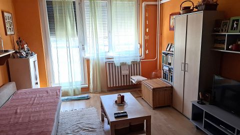 Eladó Lakás 2500 Esztergom 