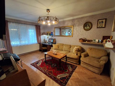Eladó Lakás 1158 Budapest 15. kerület , Csendes nyugodt környezet
