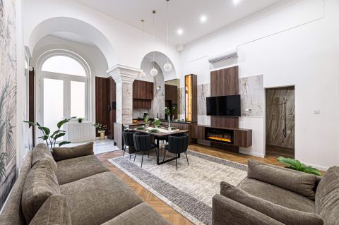 Kiadó Lakás 1065 Budapest 6. kerület Nappali 2 hálós 2 fürdős luxuslakás kiadó a Parlamentnél