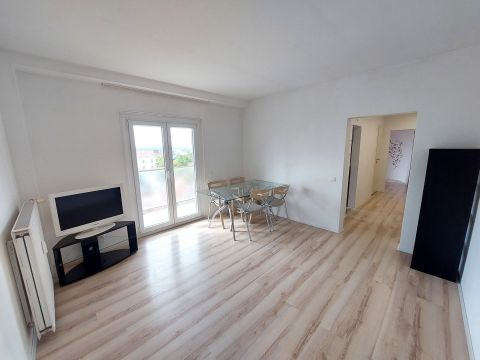 Eladó Lakás 7624 Pécs 