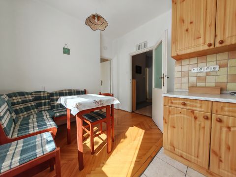 Eladó Lakás 8000 Székesfehérvár 