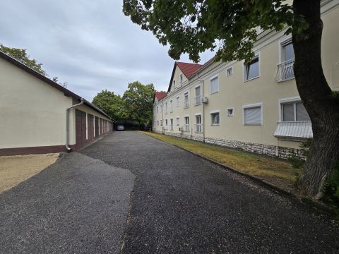 Eladó Lakás 8230 Balatonfüred 