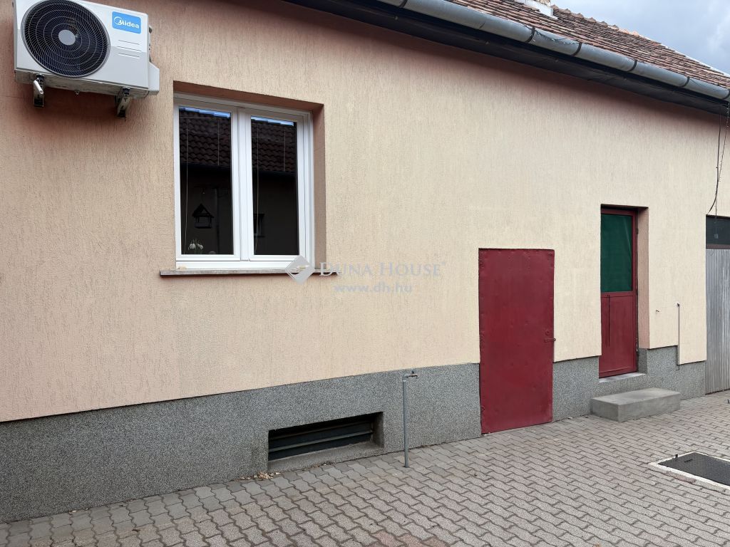 Kiadó Lakás 2360 Gyál, 
