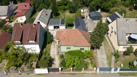 Eladó Ház 7634 Pécs , 'Ürögi egyszintes családi ház-dupla garázzsal